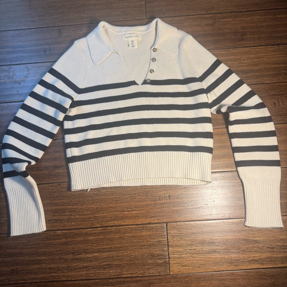 Happily Grey Women’s Large Black/White Striped V-Neck Pullover Long Sleeve